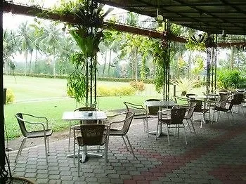 Ponderosa Golf & Country Resort 4*, Johor Bahru